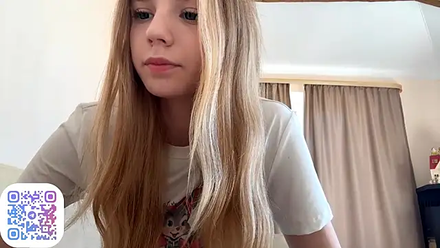 FruityXo online show from September 13, 10:56 am