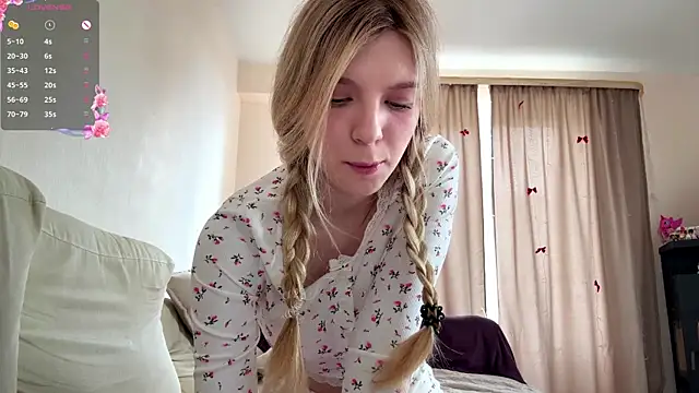 FruityXo online show from April 13, 11:55 am