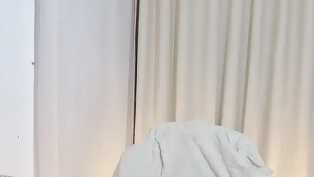 Vessi-babe online show from December 5, 6:24 am