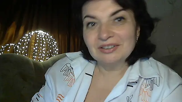 LedyNika online show from November 28, 8:45 pm