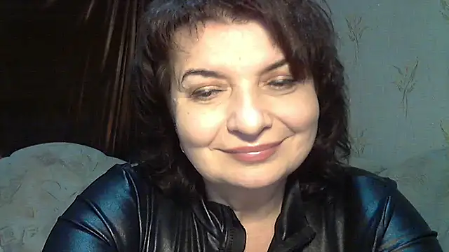 Snapshot of LedyNika chatting on October 22, 6:24 pm LedyNika online show from October 22, 6:24 pm