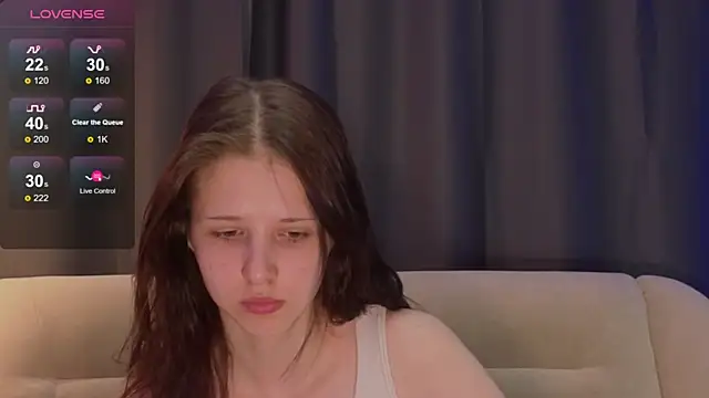 Snapshot of Lunar_x chatting on October 11, 9:50 pm Lunar x online show from October 11, 9:50 pm