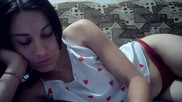 kiss lovely  online show from July 16, 8:46 pm