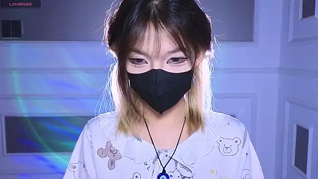      Panda      online show from June 3, 12:34 am