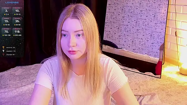 Lillie Berry online show from November 11, 4:41 am