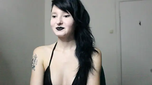 midnightsiren777 online show from November 14, 9:37 pm