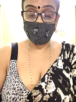 sweet-lotus online show from November 6, 3:45 am