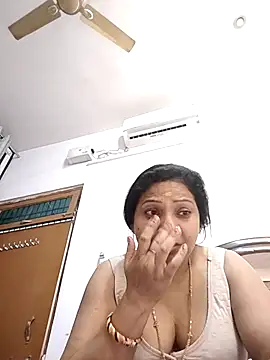 Cute-Janvi20 online show from March 20, 8:19 am