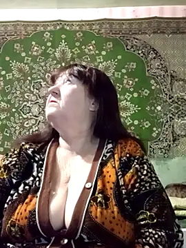 CrystalLime6411 online show from February 3, 6:01 pm