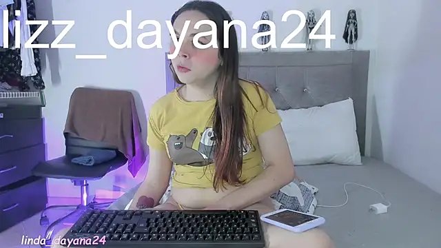 sweetdollinda23 online show from January 11, 10:09 am