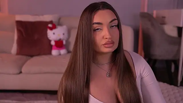 MillaSerene online show from April 13, 5:42 am