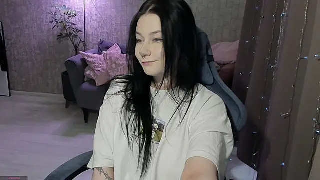 AlinaGreeeen online show from October 16, 8:39 am