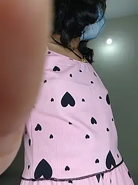 Shivani2002 online show from July 12, 3:46 pm