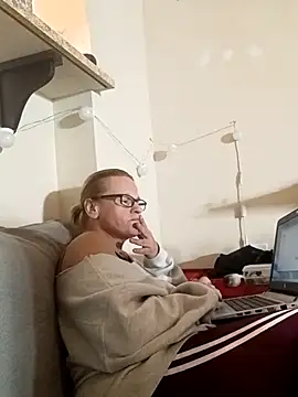 PremiumKitty online show from March 29, 8:30 pm