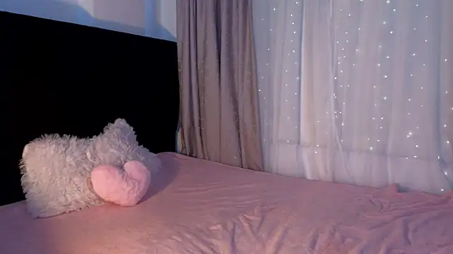 LunaVelvet777 online show from March 30, 5:56 pm