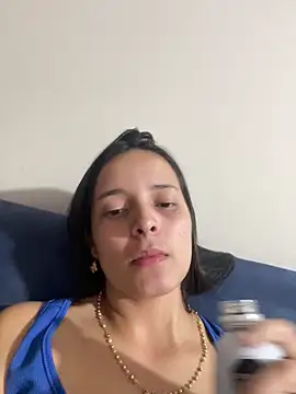 Mia jhoonson online show from February 8, 11:51 pm