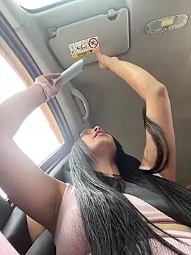 Mia jhoonson online show from December 19, 7:39 pm