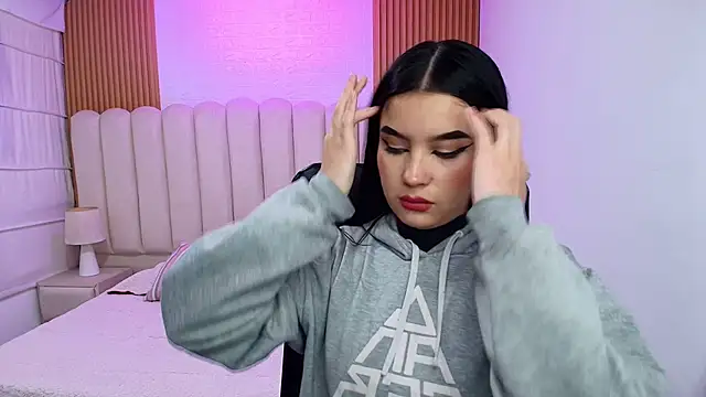 Natalie loffreda online show from March 21, 12:32 pm