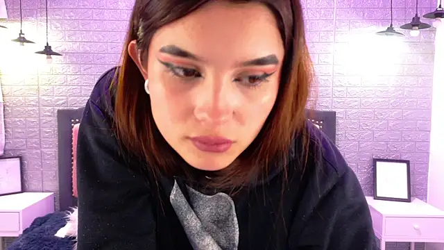 Snapshot of Natalie_loffreda chatting on September 15, 2:42 am Natalie loffreda online show from September 15, 2:42 am