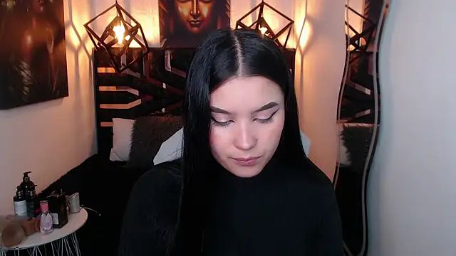 Natalie loffreda online show from April 10, 7:53 pm