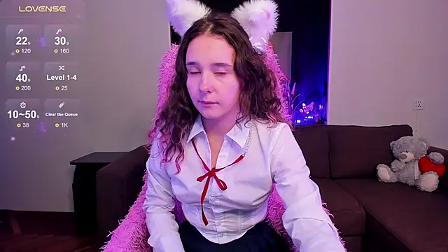 Snapshot of uco_mon chatting on September 17, 2:48 pm uco mon online show from September 17, 2:48 pm