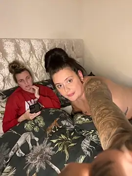 Charsworld online show from November 14, 6:41 pm