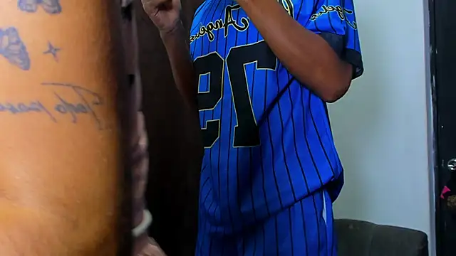 violet and myers online show from April 6, 8:21 pm