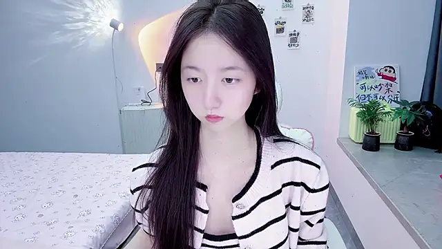 Snapshot of suger-TT chatting on October 9, 6:56 pm suger-TT online show from October 9, 6:56 pm