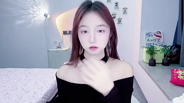 Snapshot of suger-TT chatting on October 4, 1:06 pm suger-TT online show from October 4, 1:06 pm