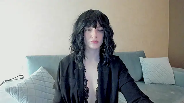 Shawty Sue online show from December 15, 1:16 pm