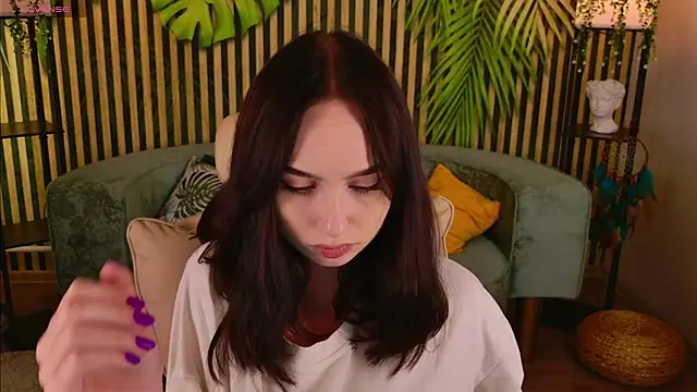 Snapshot of MonikaCarter chatting on September 21, 10:36 am MonikaCarter online show from September 21, 10:36 am