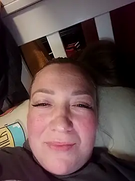 Kiss Eva online show from March 17, 8:02 pm