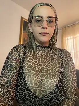 CurvyLust x online show from July 10, 2:06 pm