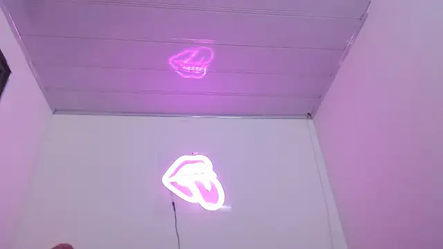 valerii fox 69 online show from February 27, 4:34 am