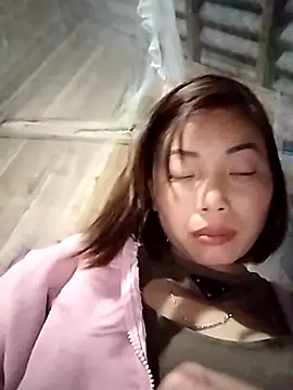 Annaacutee online show from January 11, 1:27 pm