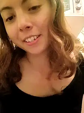 Snapshot of MoonBlueSex chatting on October 26, 5:03 am MoonBlueSex online show from October 26, 5:03 am