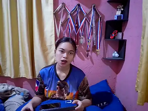 nanagrl online show from April 10, 10:21 am