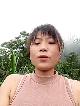 linda bae00 online show from May 7, 1:32 am