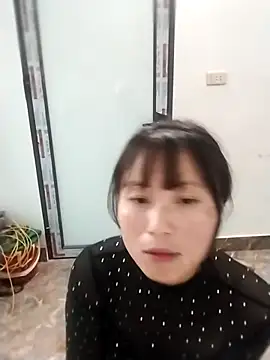 Snapshot of linda_bae00 chatting on September 29, 9:03 am linda bae00 online show from September 29, 9:03 am