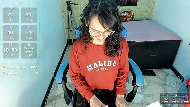 alison moon7 online show from November 27, 6:44 pm