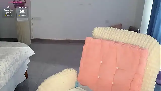 Xiali-166 online show from December 14, 3:12 am