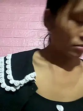 milo bae online show from November 6, 1:55 am