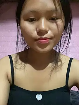 milo bae online show from November 15, 9:10 am