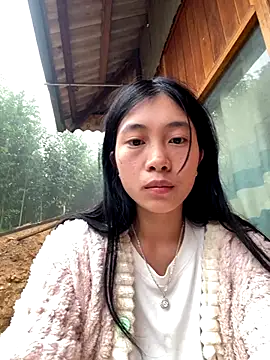 EmLy02 online show from November 1, 10:08 am