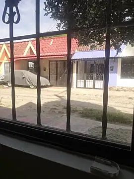 Nina vallon online show from November 4, 1:27 pm