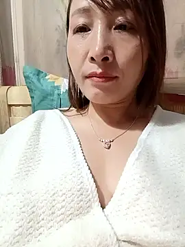 Missa kute20 online show from October 16, 10:23 pm