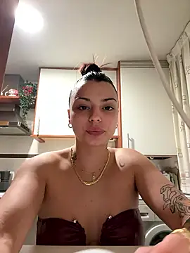 NoeliaGarcia17 online show from January 15, 11:55 pm