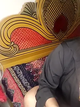 khhlmn online show from November 27, 6:00 pm