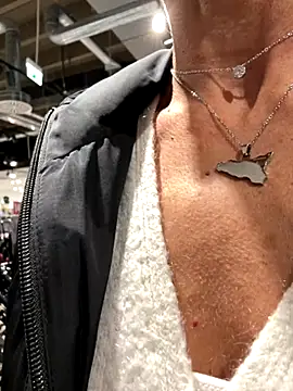 eddivad6974 online show from October 25, 4:14 pm