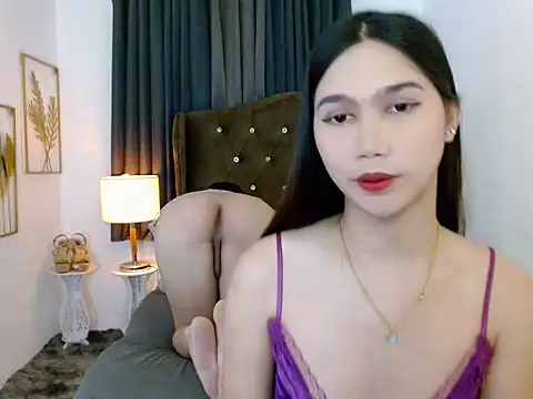 airyloove online show from November 11, 12:39 am